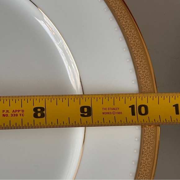 4 Noritake Dinner Plates 10" METROPOLITAN GOLD Encrusted Band China Contemporary - Picture 5 of 16